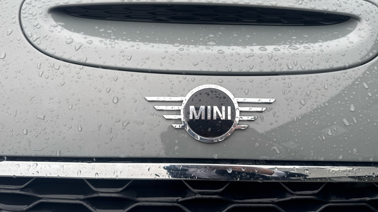 MINI Hatchback 2.0 Cooper S Sport II 5dr Petrol Hatchback